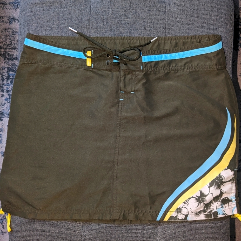 Body Glove skirt